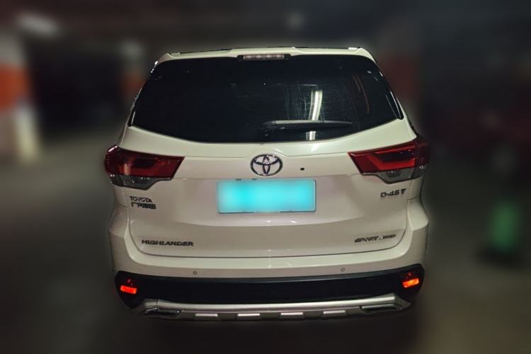 Used Toyota Highlander 2018 2.0T Four-Wheel Drive Prestige Version 7 Seats China VI Standard Rear