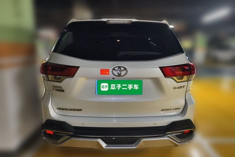 Used Toyota Highlander 2018 2.0T Four-Wheel Drive Luxury Version 7 Seats China VI Standard Rear