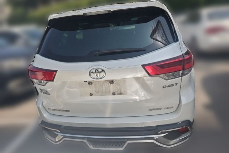 Used Toyota Highlander 2018 2.0T Four-Wheel Drive Luxury Edition 7 Seats China V Emission Standard Rear