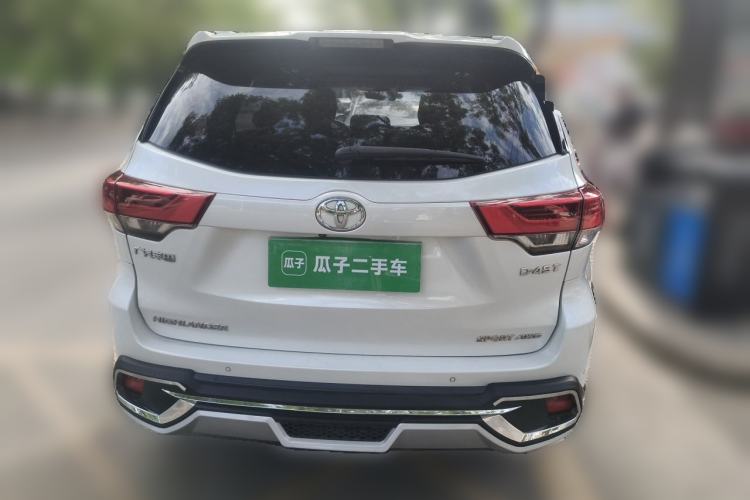 Used Toyota Highlander 2018 2.0T Four-Wheel Drive Luxury Version 7 Seats China VI Standard Rear