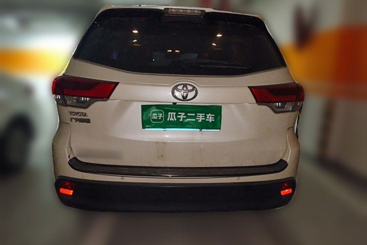Used Toyota Highlander 2018 2.0T Four-Wheel Drive Luxury Edition 7 Seats China V Emission Standard Rear