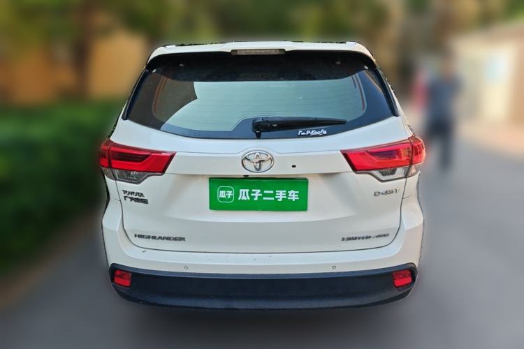 Used Toyota Highlander 2018 2.0T Four-Wheel Drive Supreme Edition 7-Seater China VI Rear