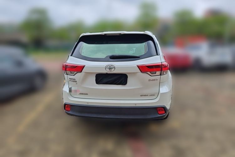 Used Toyota Highlander 2018 2.0T Four-Wheel Drive Luxury Version 7 Seats China VI Standard Rear