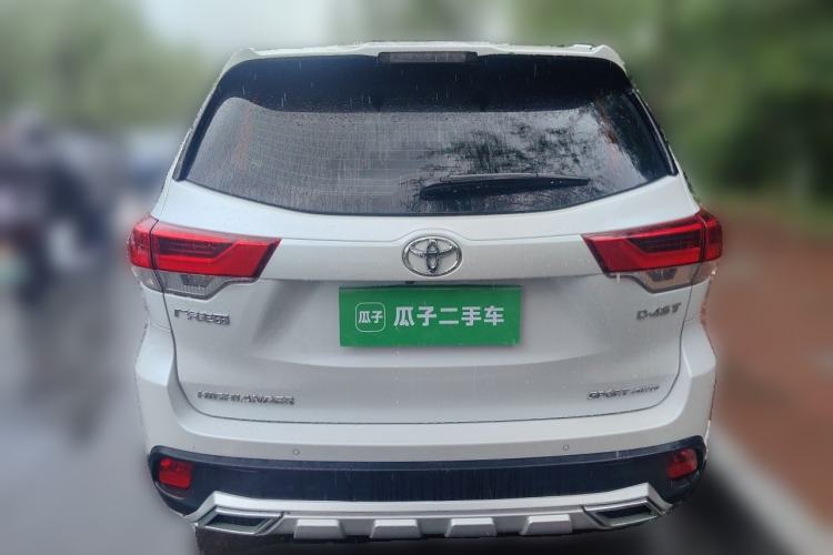 Used Toyota Highlander 2018 2.0T Four-Wheel Drive Luxury Version 7 Seats China VI Standard Rear