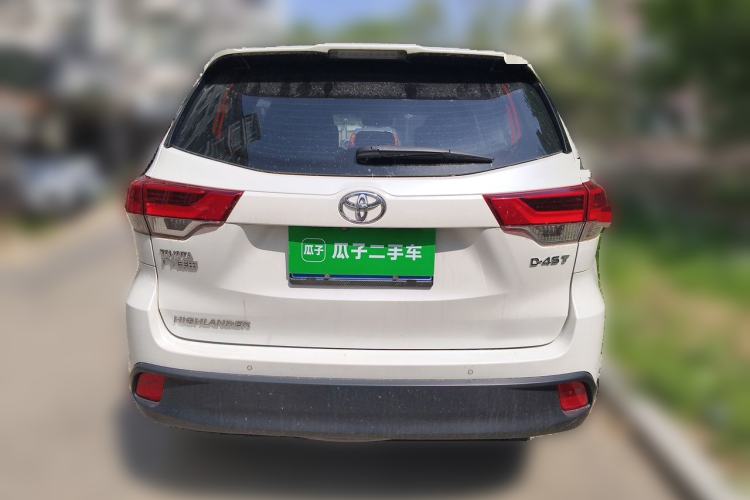 Used Toyota Highlander 2018 2.0T Four-Wheel Drive Luxury Edition 7 Seats China V Emission Standard Rear