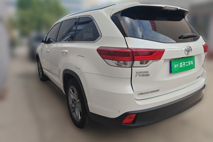Used Toyota Highlander 2018 2.0T Four-Wheel Drive Luxury Edition 7 Seats China V Emission Standard Rear Left 45 Deg