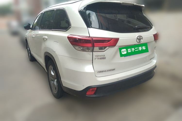 Used Toyota Highlander 2018 2.0T Four-Wheel Drive Luxury Edition 7 Seats China V Emission Standard Rear Left 45 Deg