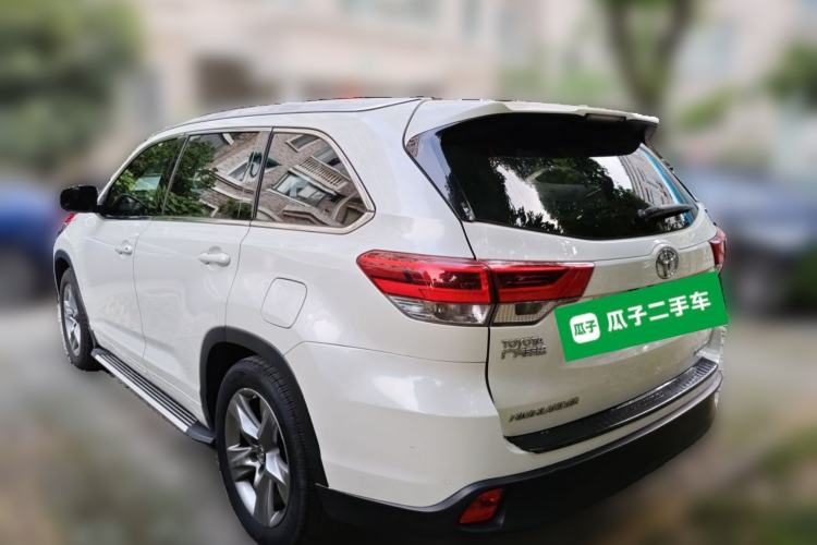 Used Toyota Highlander 2018 2.0T Four-Wheel Drive Luxury Edition 7 Seats China V Emission Standard Rear Left 45 Deg