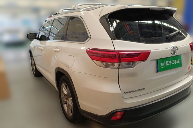 Used Toyota Highlander 2018 2.0T Four-Wheel Drive Luxury Version 7 Seats China VI Standard Rear Left 45 Deg