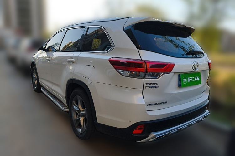 Used Toyota Highlander 2018 2.0T Four-Wheel Drive Luxury Edition 7 Seats China V Emission Standard Rear Left 45 Deg