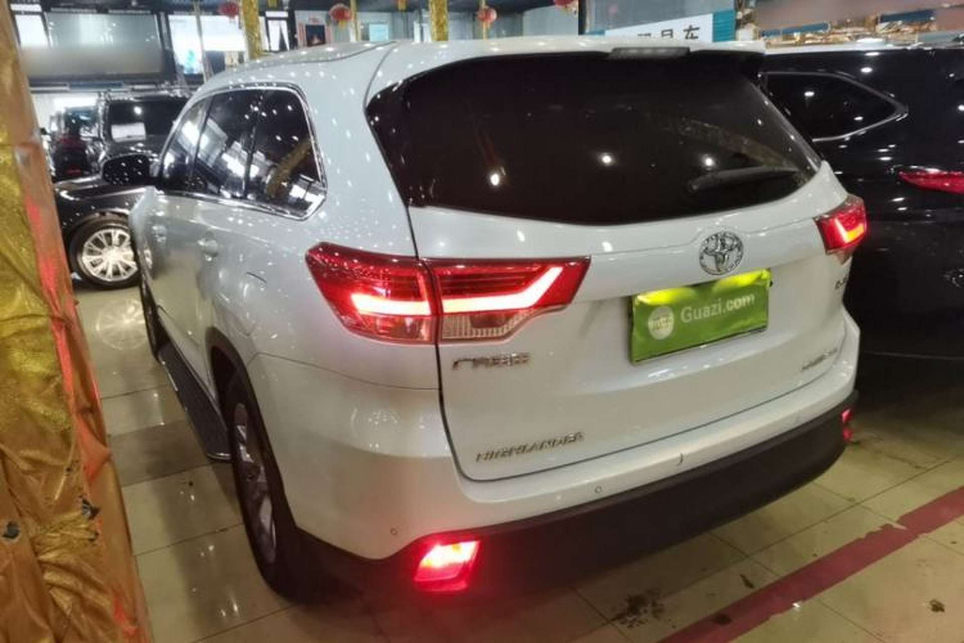 Used Toyota Highlander 2018 2.0T Four-Wheel Drive Luxury Version 7 Seats China VI Standard Rear Left 45 Deg