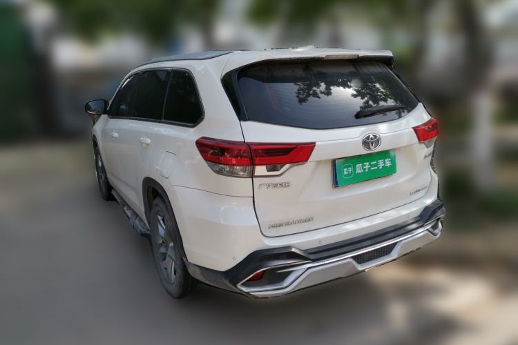 Used Toyota Highlander 2018 2.0T Four-Wheel Drive Luxury Version 7 Seats China VI Standard Rear Left 45 Deg
