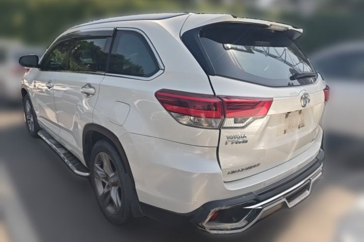 Used Toyota Highlander 2018 2.0T Four-Wheel Drive Luxury Edition 7 Seats China V Emission Standard Rear Left 45 Deg