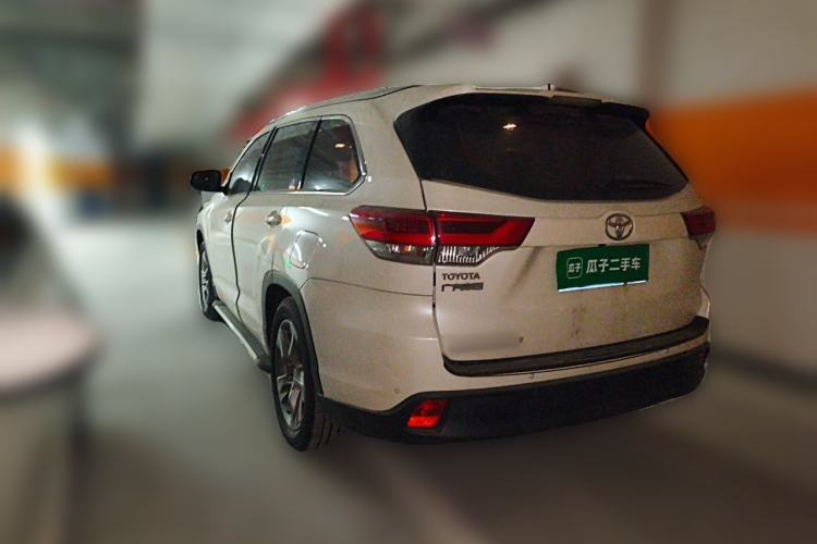 Used Toyota Highlander 2018 2.0T Four-Wheel Drive Luxury Edition 7 Seats China V Emission Standard Rear Left 45 Deg