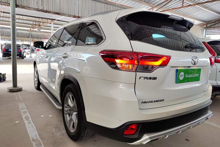 Used Toyota Highlander 2018 2.0T Four-Wheel Drive Luxury Version 7 Seats China VI Standard Rear Left 45 Deg