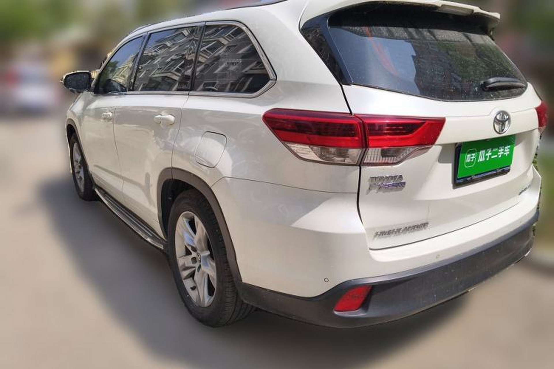 Used Toyota Highlander 2018 2.0T Four-Wheel Drive Luxury Edition 7 Seats China V Emission Standard Rear Left 45 Deg