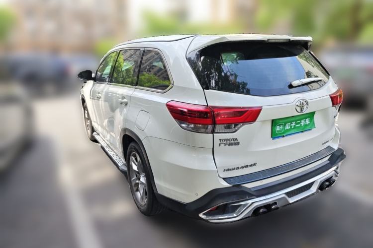 Used Toyota Highlander 2018 2.0T Four-Wheel Drive Luxury Edition 7 Seats China V Emission Standard Rear Left 45 Deg