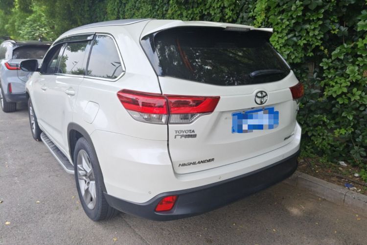 Used Toyota Highlander 2018 2.0T Four-Wheel Drive Luxury Edition 7 Seats China V Emission Standard Rear Left 45 Deg