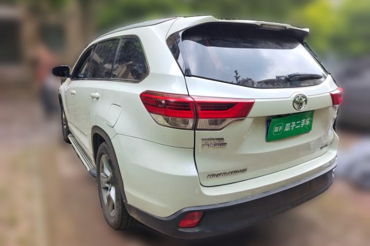 Used Toyota Highlander 2018 2.0T Four-Wheel Drive Luxury Edition 7 Seats China V Emission Standard Rear Left 45 Deg