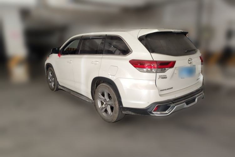 Used Toyota Highlander 2018 2.0T Four-Wheel Drive Luxury Edition 7 Seats China V Emission Standard Rear Left 45 Deg
