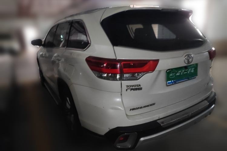 Used Toyota Highlander 2018 2.0T Two-Wheel-Drive Luxury Edition 7 Seats Emission Standard China V Rear Left 45 Deg