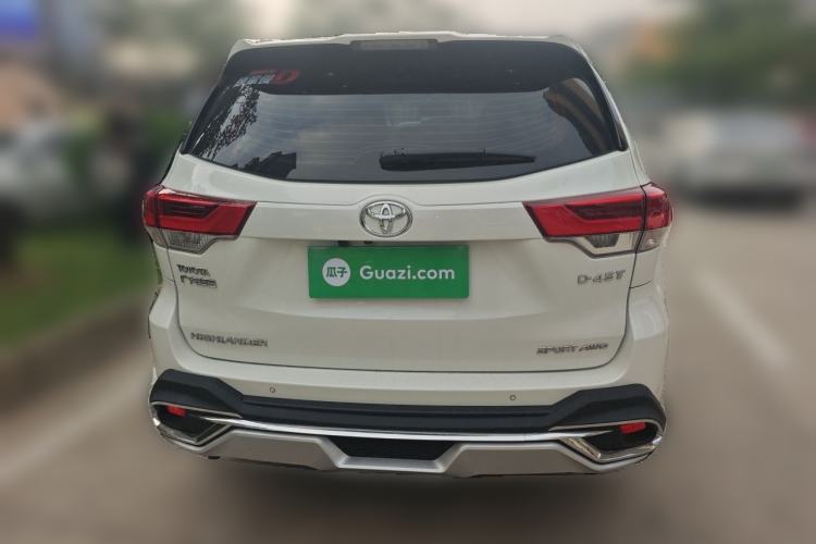 Used Toyota Highlander 2018 2.0T Four-Wheel Drive Luxury Edition 7 Seats China V Emission Standard Rear