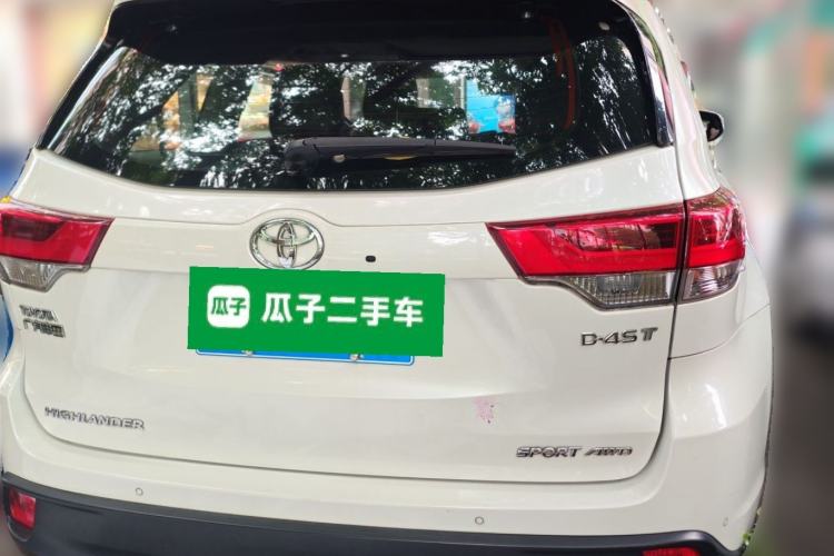 Used Toyota Highlander 2018 2.0T Four-Wheel Drive Prestige Version 7 Seats China VI Standard Rear