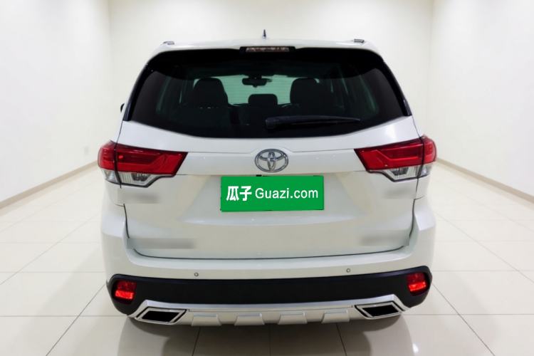 Used Toyota Highlander 2018 2.0T Four-Wheel Drive Luxury Version 7 Seats China VI Standard Rear