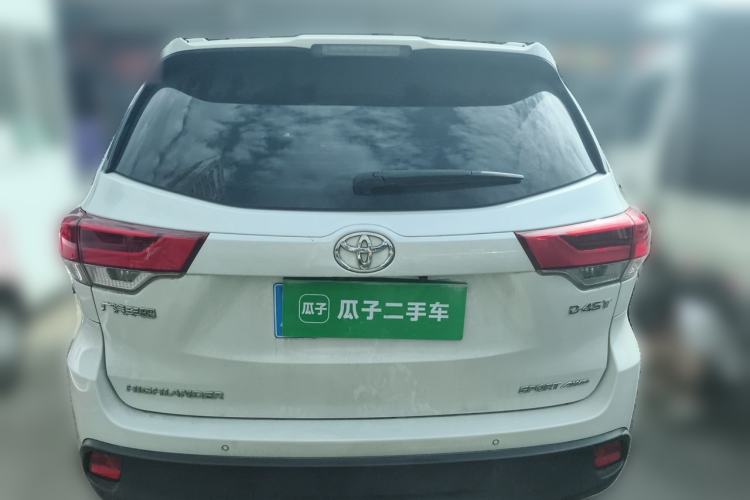 Used Toyota Highlander 2018 2.0T Four-Wheel Drive Luxury Version 7 Seats China VI Standard Rear