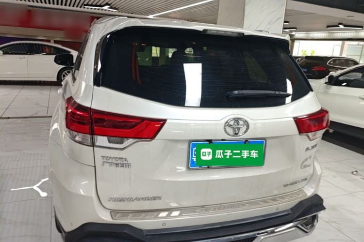 Used Toyota Highlander 2018 2.0T Four-Wheel Drive Luxury Version 7 Seats China VI Standard Rear