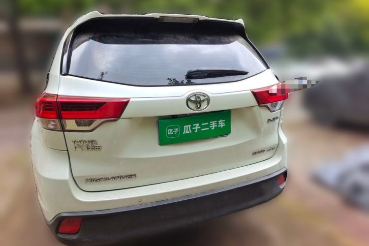 Used Toyota Highlander 2018 2.0T Four-Wheel Drive Luxury Edition 7 Seats China V Emission Standard Rear