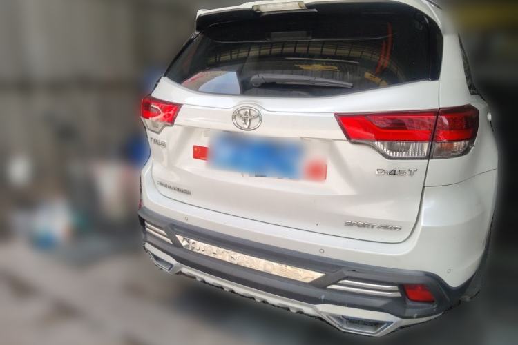 Used Toyota Highlander 2018 2.0T Four-Wheel Drive Luxury Version 7 Seats China VI Standard Rear