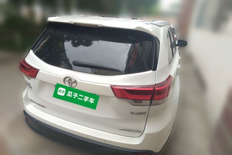 Used Toyota Highlander 2018 2.0T Four-Wheel Drive Luxury Edition 7 Seats China V Emission Standard Rear Right 45 Deg