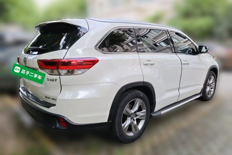 Used Toyota Highlander 2018 2.0T Four-Wheel Drive Luxury Edition 7 Seats China V Emission Standard Rear Right 45 Deg