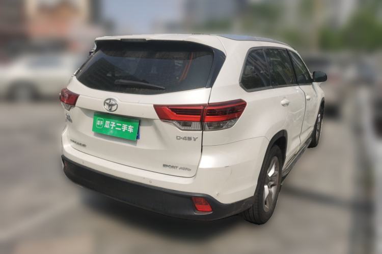 Used Toyota Highlander 2018 2.0T Four-Wheel Drive Luxury Edition 7 Seats China V Emission Standard Rear Right 45 Deg