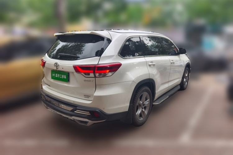 Used Toyota Highlander 2018 2.0T Four-Wheel Drive Prestige Version 7 Seats China V Emission Standard Rear Right 45 Deg