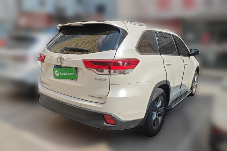 Used Toyota Highlander 2018 2.0T Four-Wheel Drive Luxury Edition 7 Seats China V Emission Standard Rear Right 45 Deg