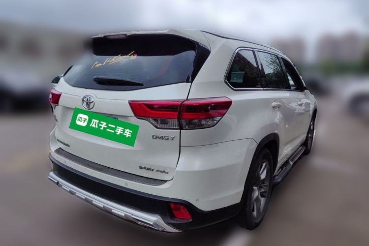 Used Toyota Highlander 2018 2.0T Four-Wheel Drive Luxury Edition 7 Seats China V Emission Standard Rear Right 45 Deg