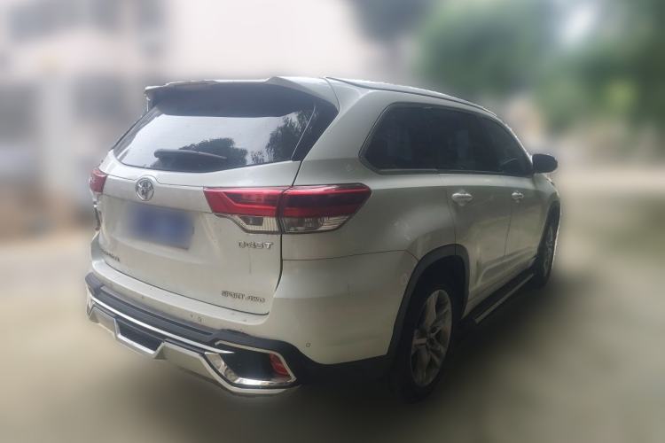 Used Toyota Highlander 2018 2.0T Four-Wheel Drive Luxury Version 7 Seats China VI Standard Rear Right 45 Deg