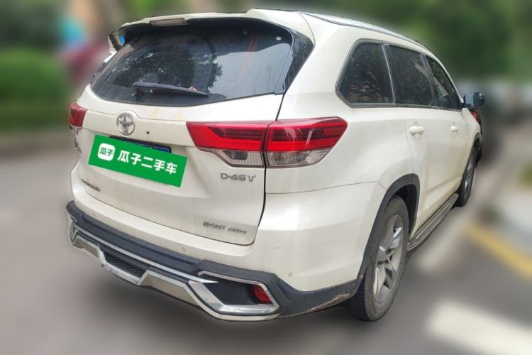 Used Toyota Highlander 2018 2.0T Four-Wheel Drive Prestige Version 7 Seats China V Emission Standard Rear Right 45 Deg