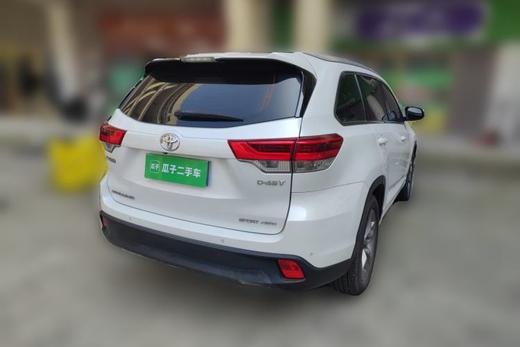 Used Toyota Highlander 2018 2.0T Four-Wheel Drive Luxury Version 7 Seats China VI Standard Rear Right 45 Deg