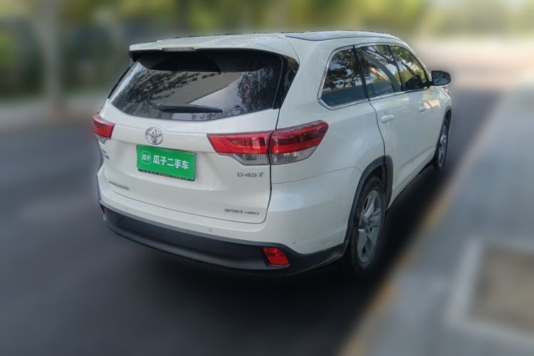 Used Toyota Highlander 2018 2.0T Four-Wheel Drive Luxury Version 7 Seats China VI Standard Rear Right 45 Deg
