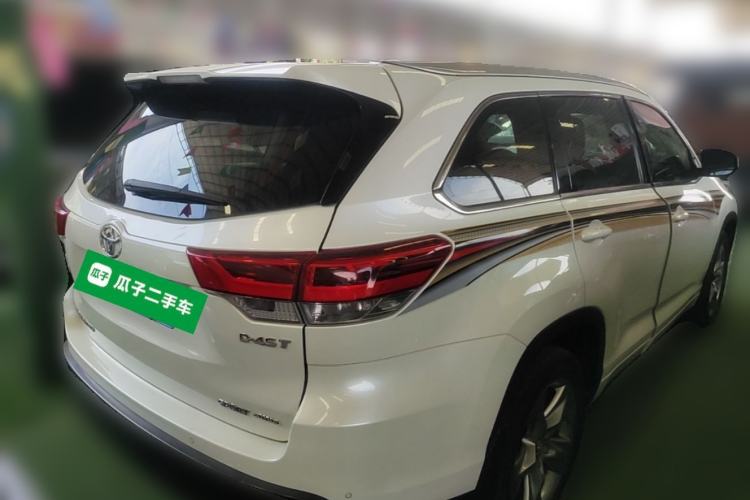 Used Toyota Highlander 2018 2.0T Four-Wheel Drive Luxury Edition 7 Seats China V Emission Standard Rear Right 45 Deg