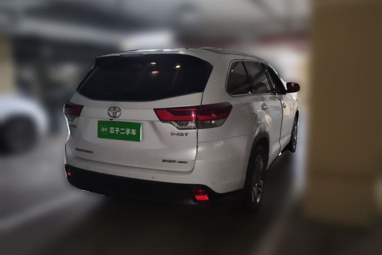 Used Toyota Highlander 2018 2.0T Four-Wheel Drive Luxury Version 7 Seats China VI Standard Rear Right 45 Deg