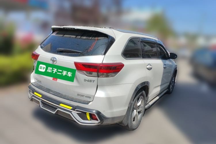 Used Toyota Highlander 2018 2.0T Four-Wheel Drive Luxury Version 7 Seats China VI Standard Rear Right 45 Deg