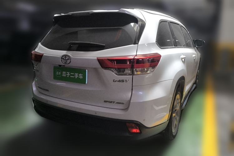 Used Toyota Highlander 2018 2.0T Four-Wheel Drive Luxury Version 7 Seats China VI Standard Rear Right 45 Deg