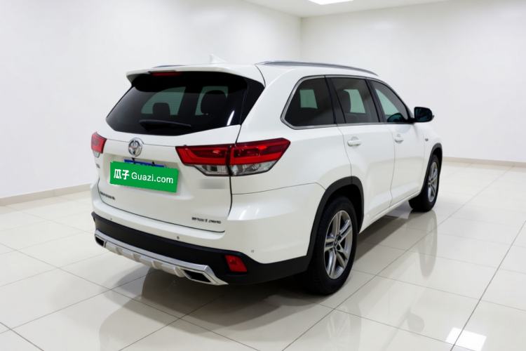 Used Toyota Highlander 2018 2.0T Four-Wheel Drive Luxury Version 7 Seats China VI Standard Rear Right 45 Deg
