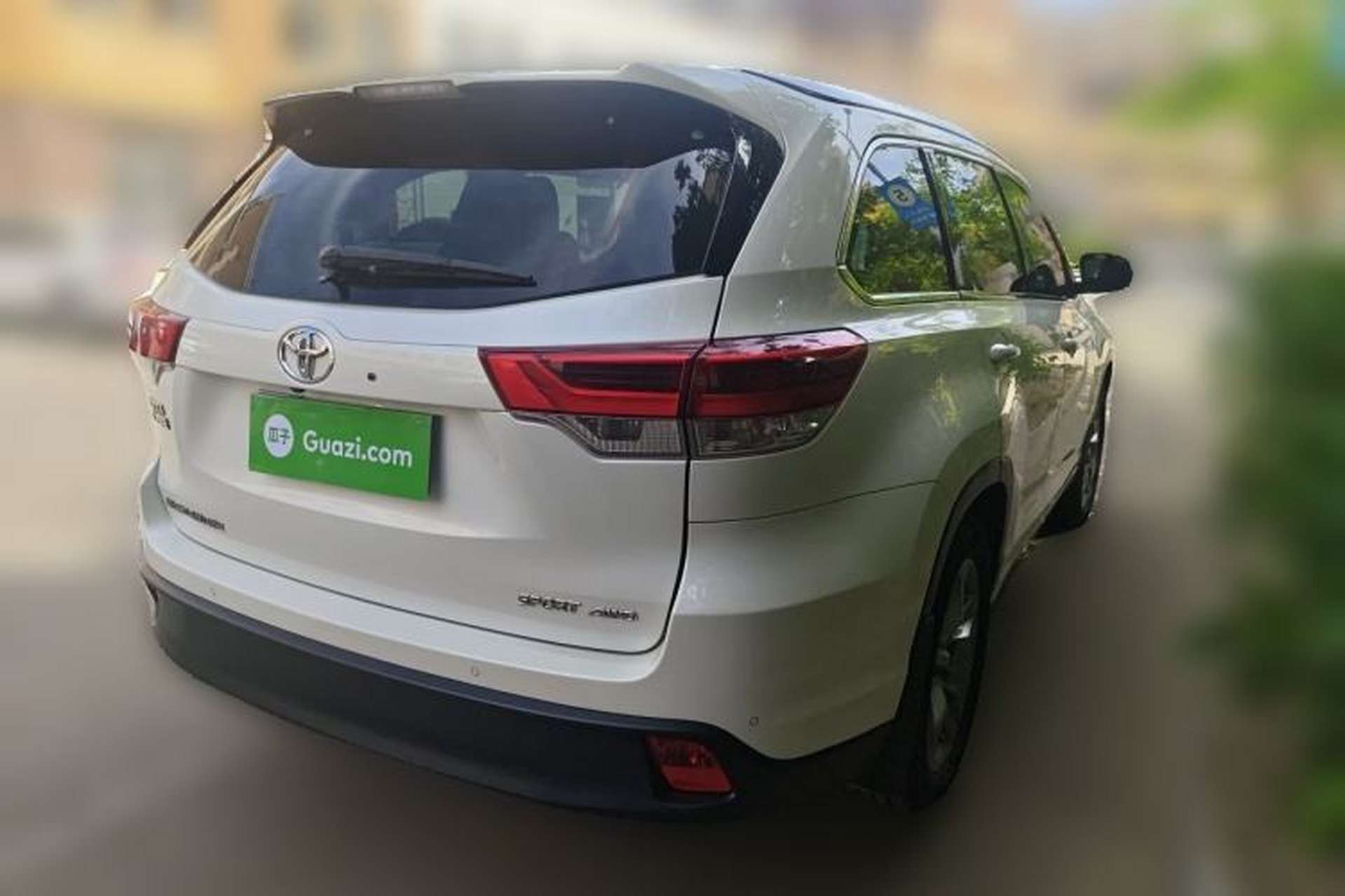 Used Toyota Highlander 2018 2.0T Four-Wheel Drive Prestige Version 7 Seats China V Emission Standard Rear Right 45 Deg