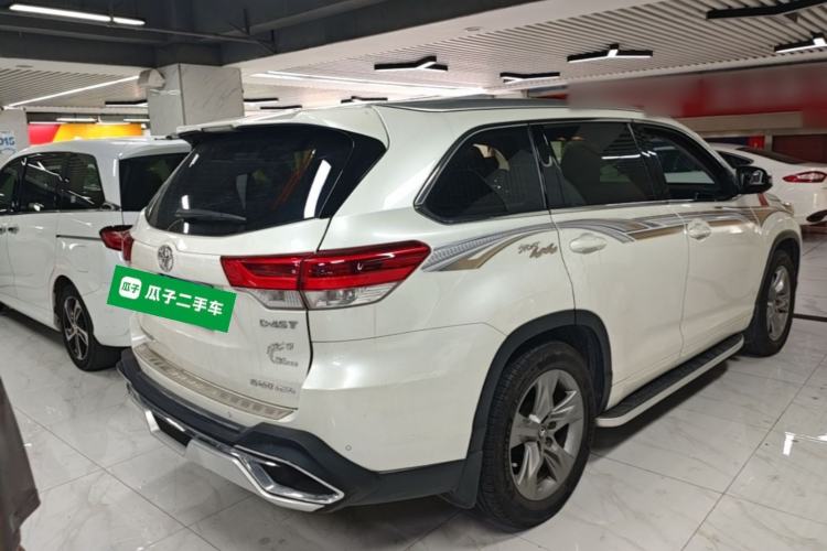 Used Toyota Highlander 2018 2.0T Four-Wheel Drive Luxury Version 7 Seats China VI Standard Rear Right 45 Deg