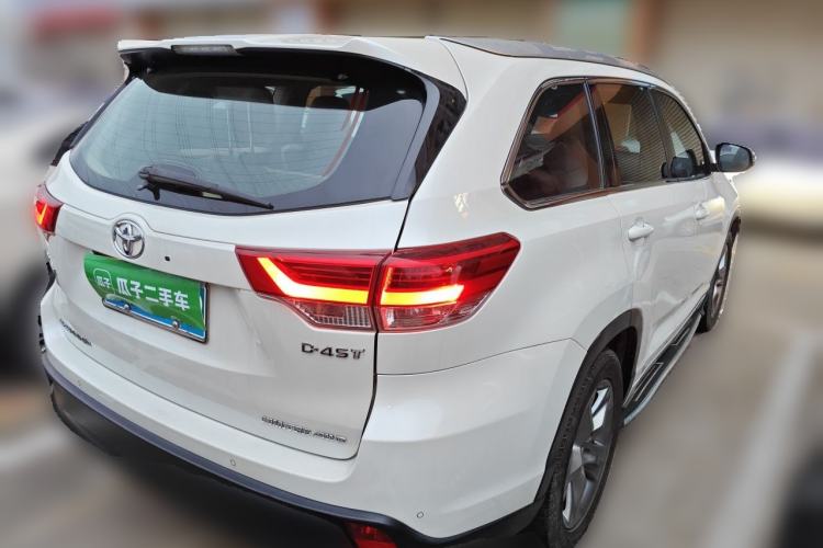 Used Toyota Highlander 2018 2.0T Four-Wheel Drive Supreme Edition 7-Seater China VI Rear Right 45 Deg